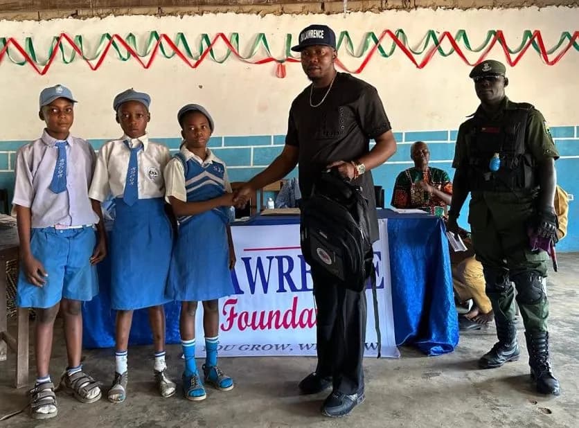 teenaagers learning how to repair a computer